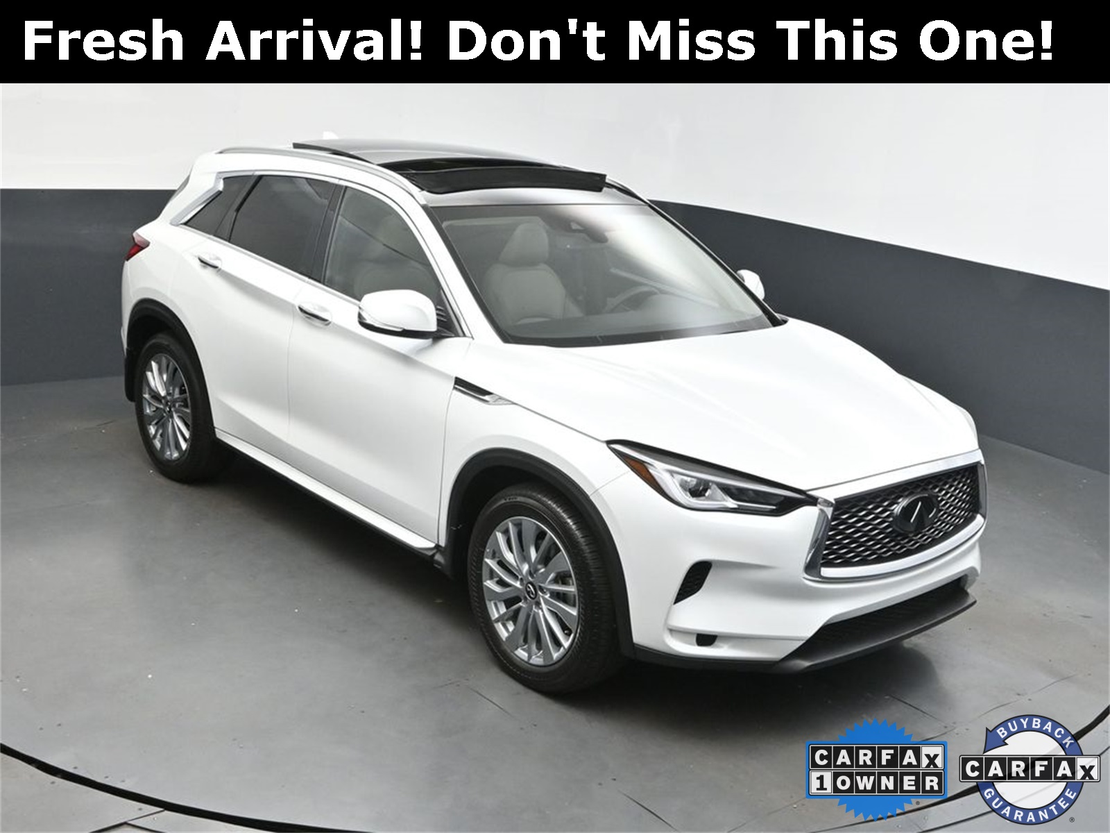 2023 White INFINITI QX50 LUXE FWD SUV