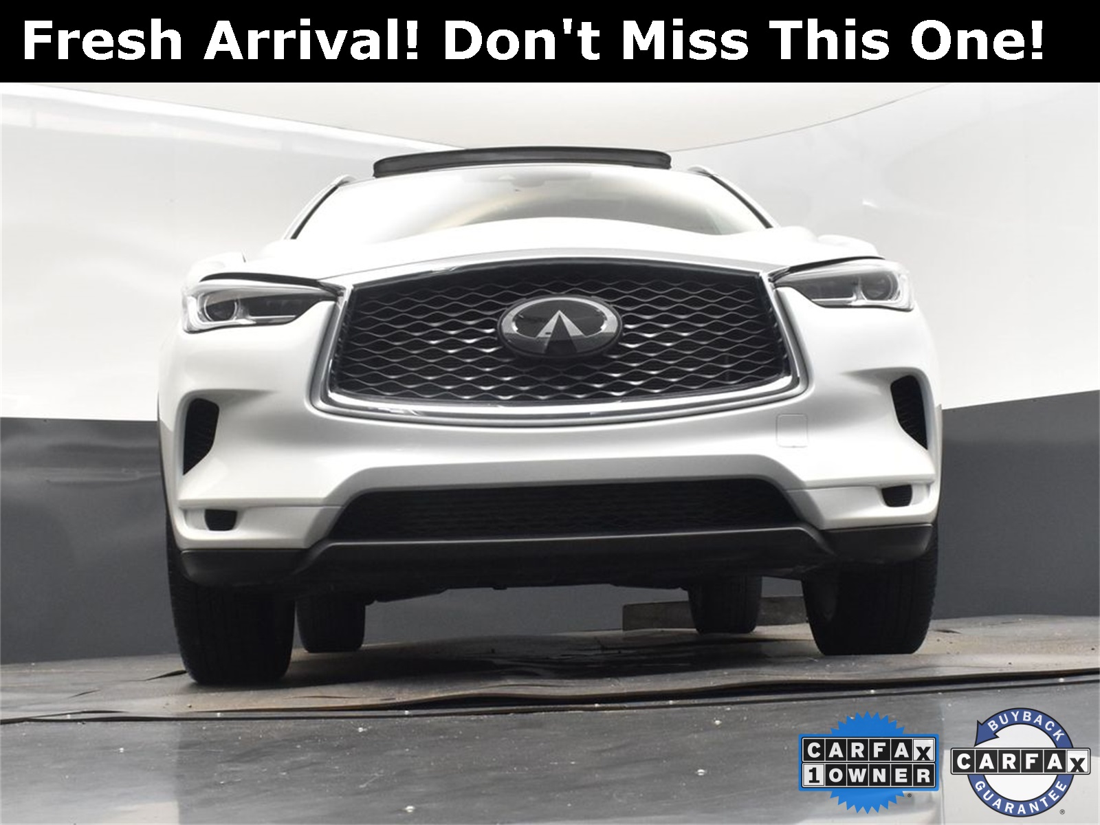 2023 White INFINITI QX50 LUXE FWD SUV