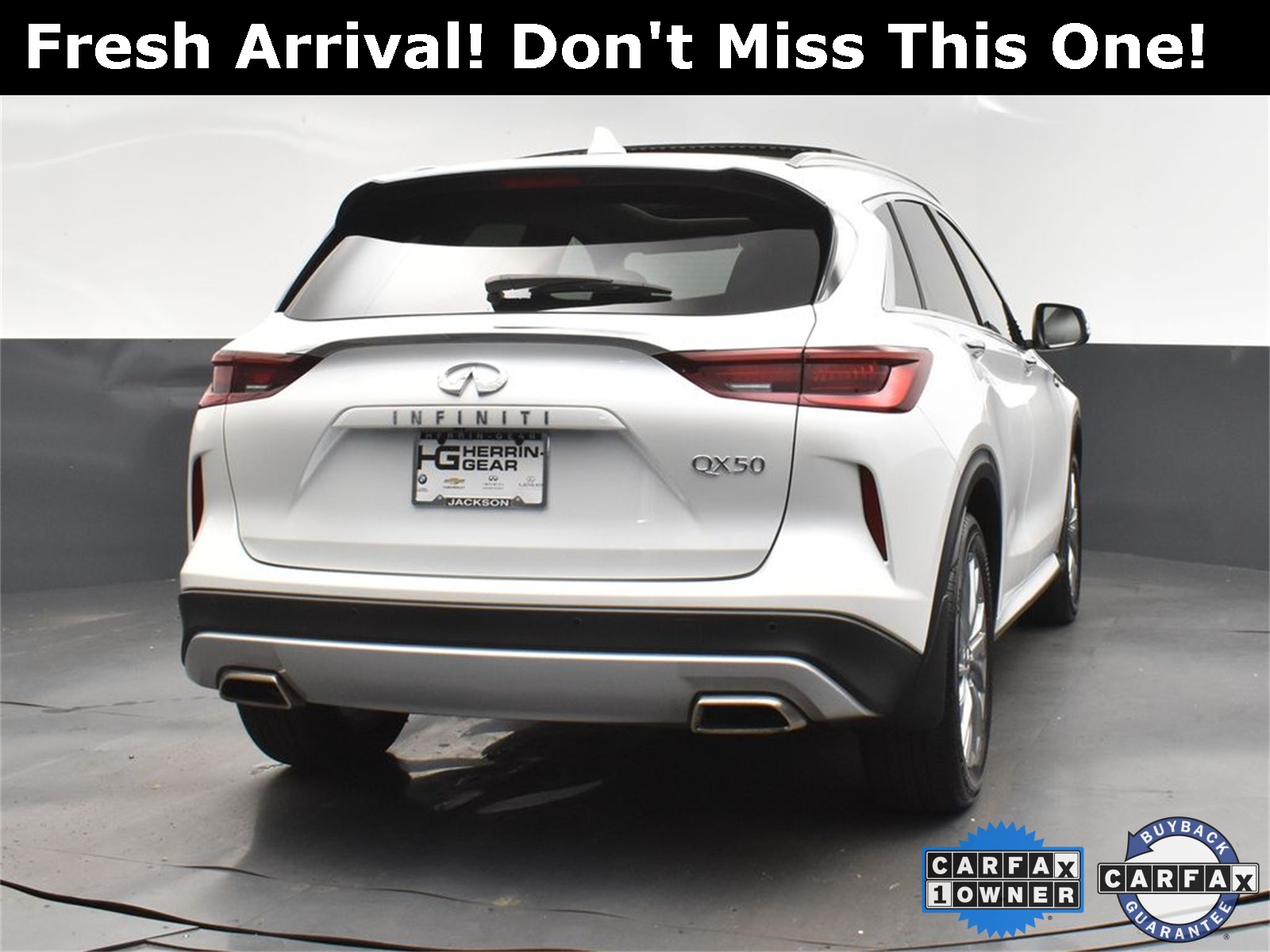 2023 White INFINITI QX50 LUXE FWD SUV