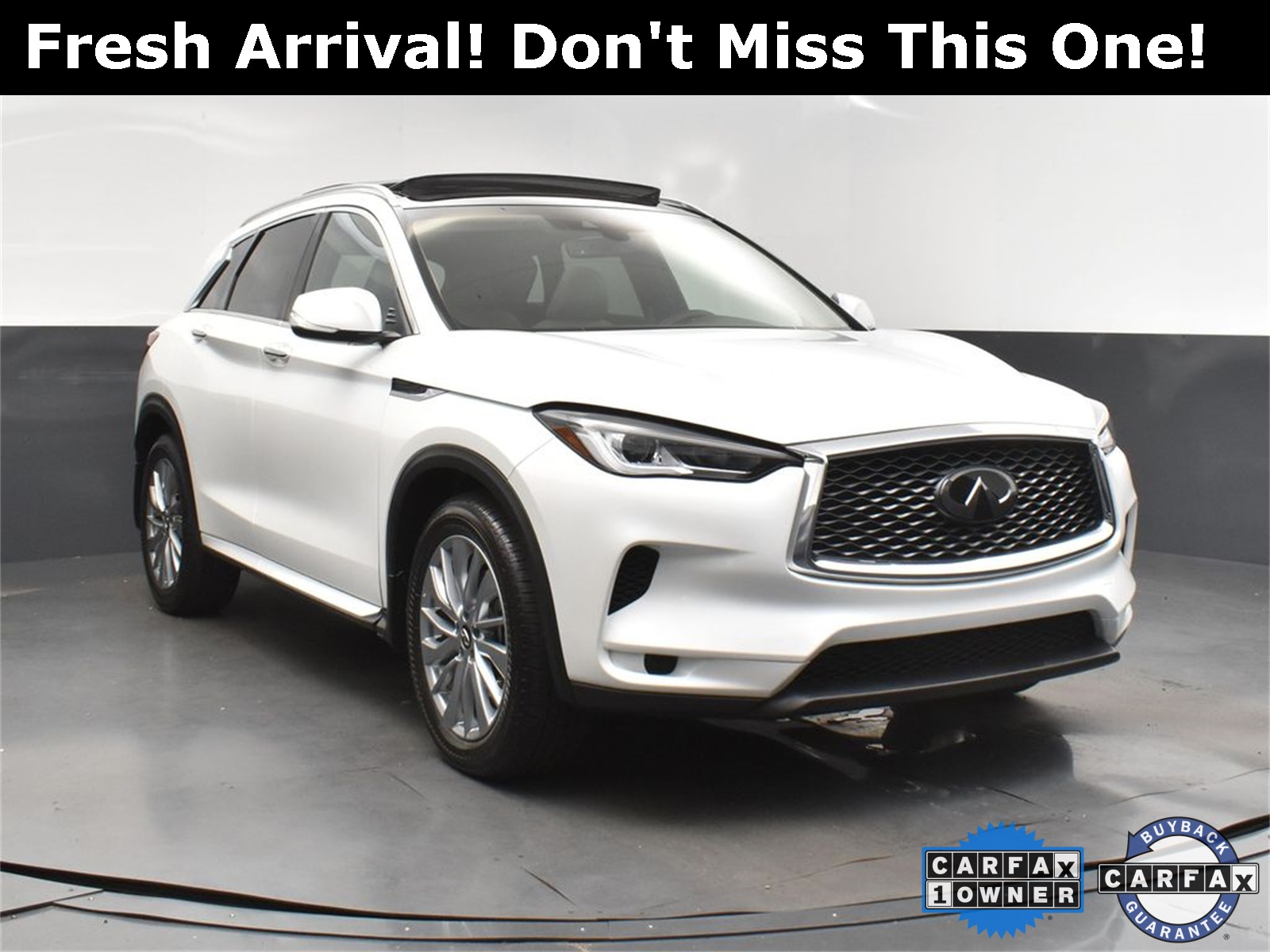 2023 White INFINITI QX50 LUXE FWD SUV