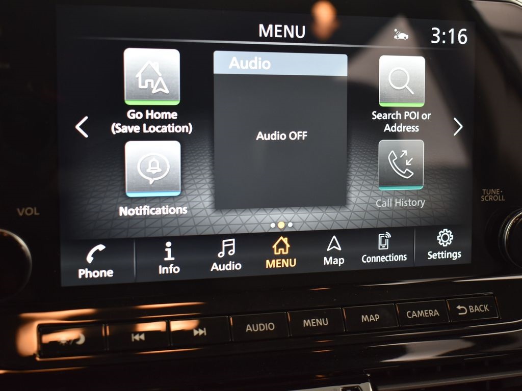 2025 Nissan Pathfinder SL photo 9