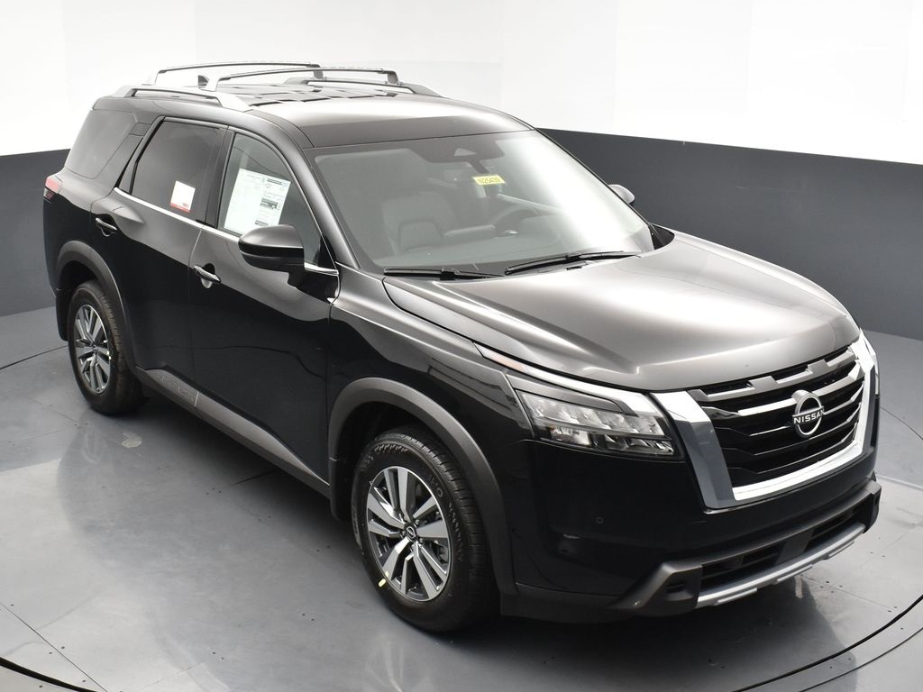 2025 Nissan Pathfinder SL photo 24