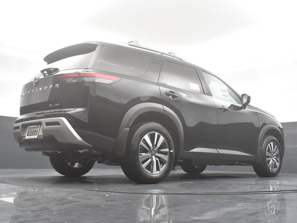 2025 Nissan Pathfinder SL photo 29
