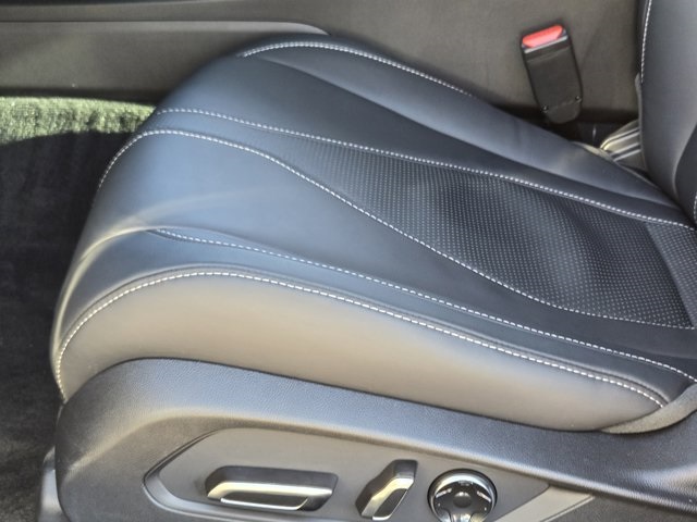 used 2025 Acura TLX car, priced at $38,900