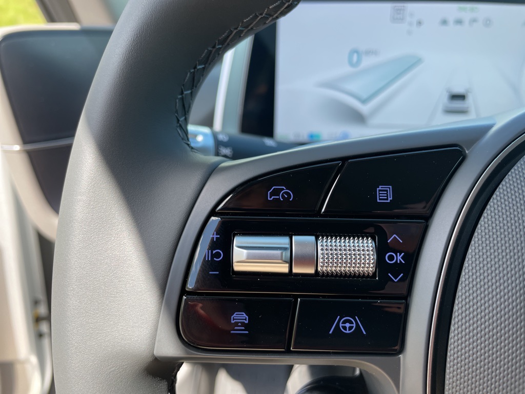 2025 Hyundai Ioniq 6 SEL photo 14