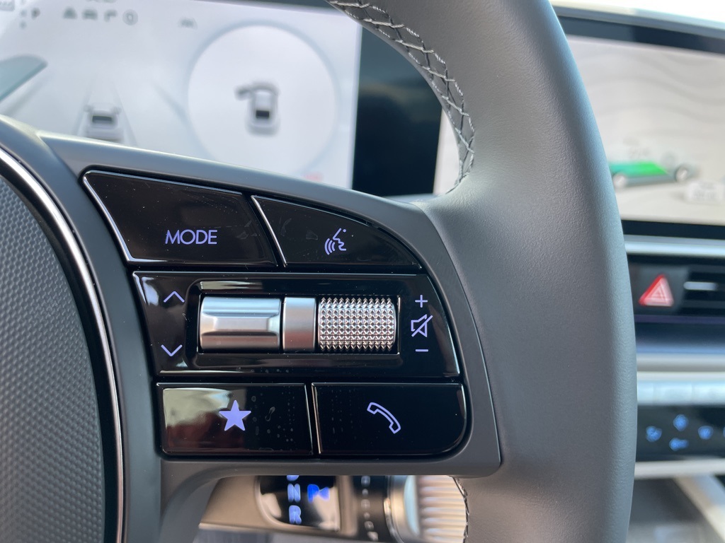 2025 Hyundai Ioniq 6 SEL photo 16