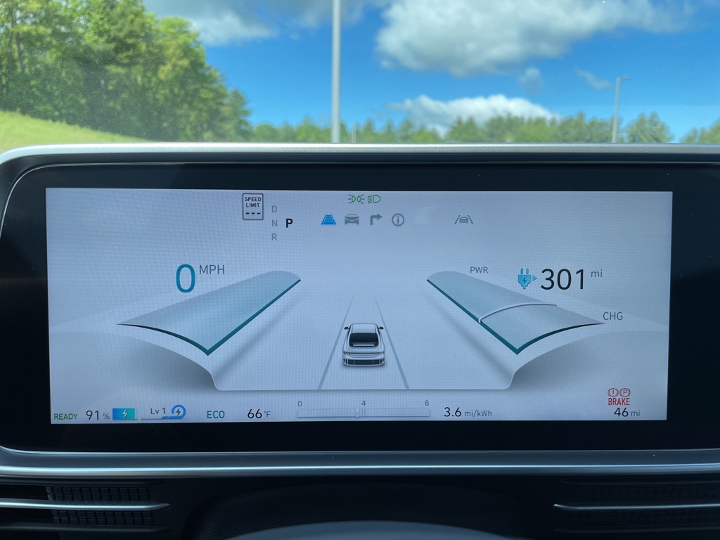 2025 Hyundai Ioniq 6 SEL photo 18