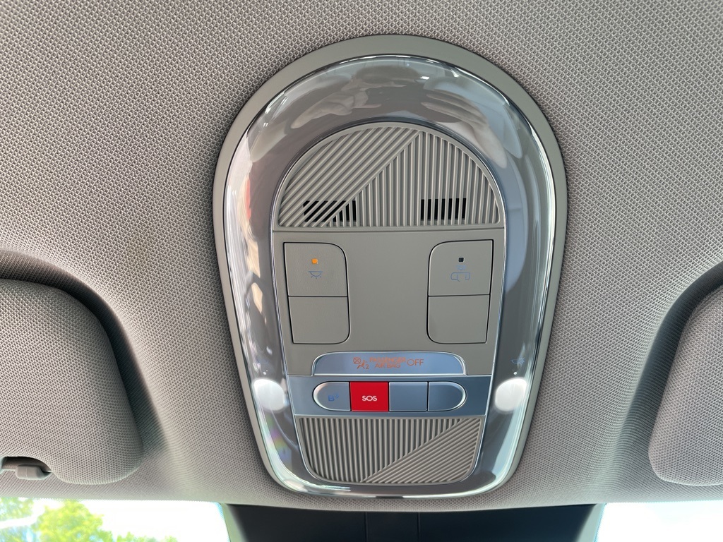 2025 Hyundai Ioniq 6 SEL photo 29