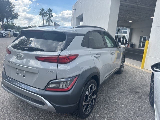 2022 Hyundai Kona Limited photo 8