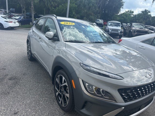 2022 Hyundai Kona Limited photo 9