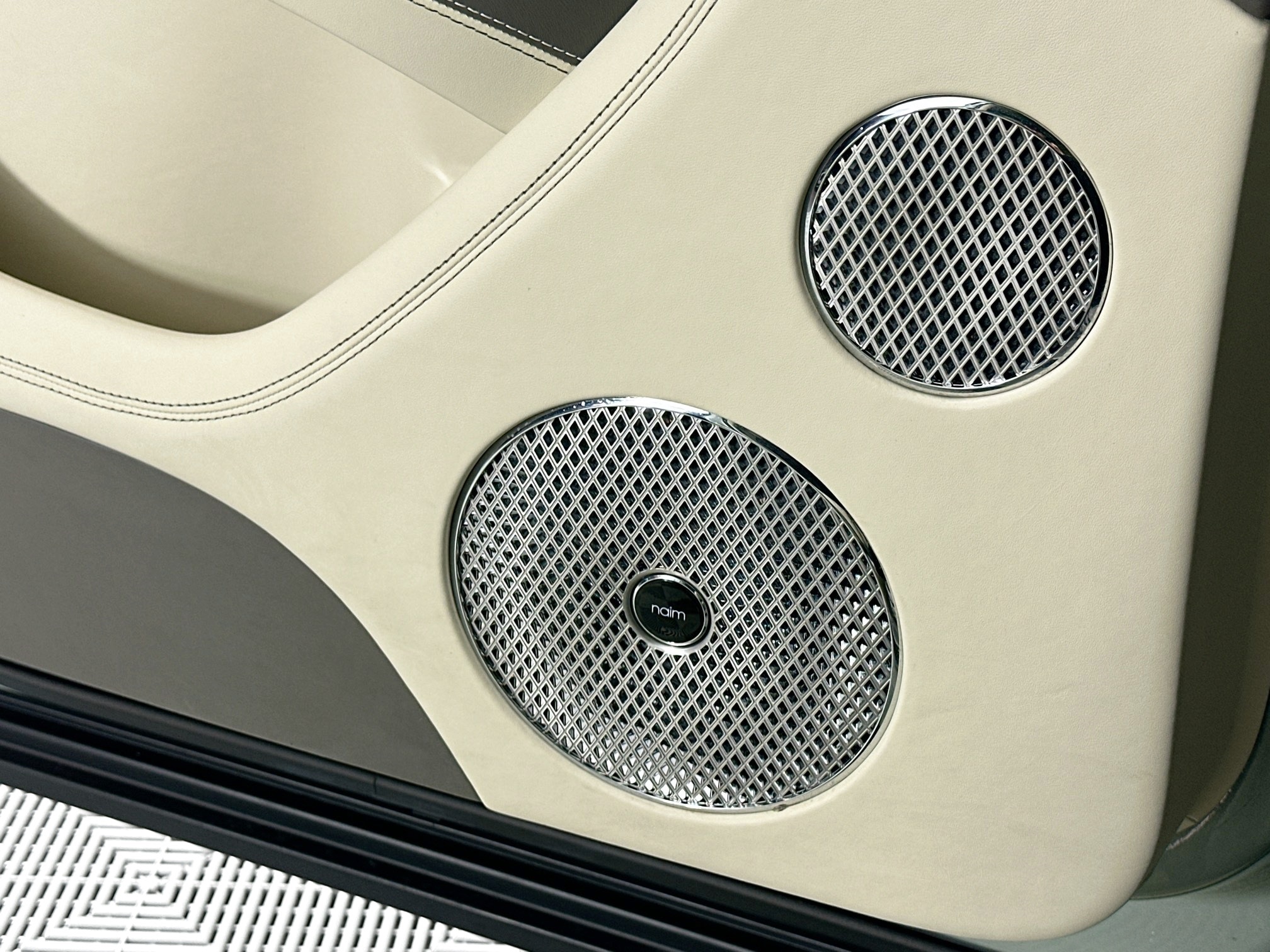 used 2023 Bentley Bentayga car, priced at $209,998