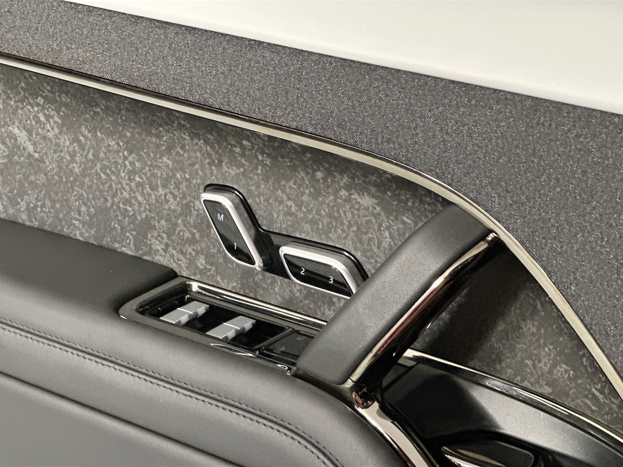 used 2023 Land Rover Range Rover Sport car, priced at $88,998