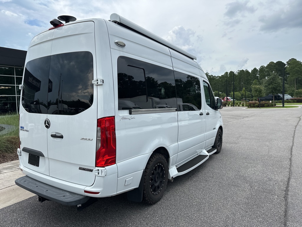 Used 2021 Mercedes-Benz Sprinter 2500 Standard Roof RWD Camper Van for sale #MV1612A - photo 5