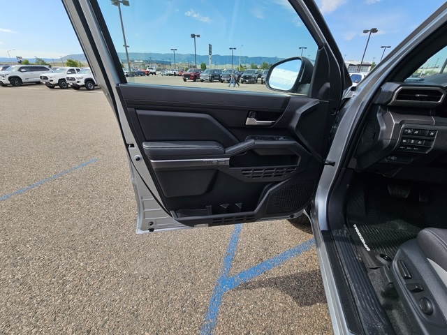 2025 Toyota Tacoma TRD Off-Road Double Cab photo 16