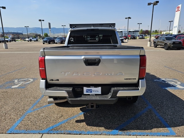2025 Toyota Tacoma TRD Off-Road Double Cab photo 6
