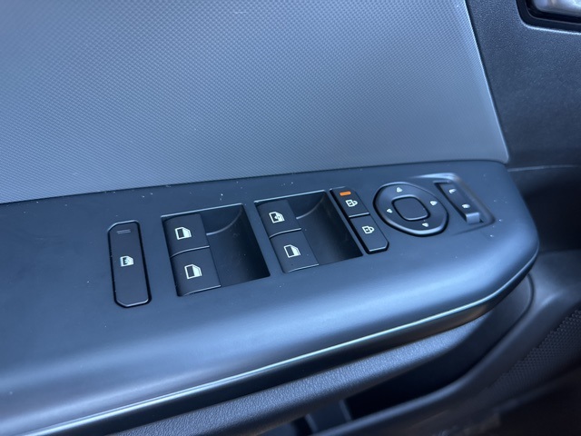 2025 Kia K4 LXS photo 18