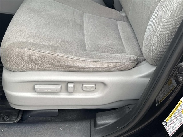 2020 Honda Pilot EX photo 16