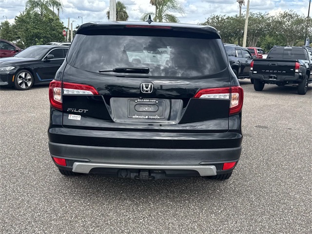 2020 Honda Pilot EX photo 2
