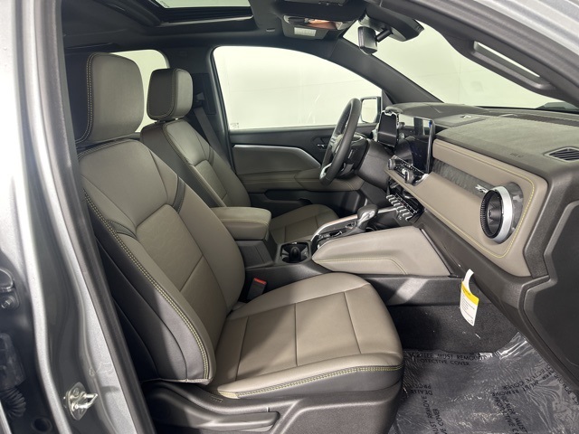 2026 Chevrolet Colorado ZR2 photo 11