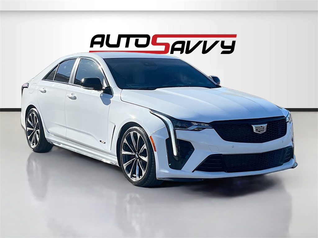 2023 Cadillac CT4 V-Series Blackwing's photo