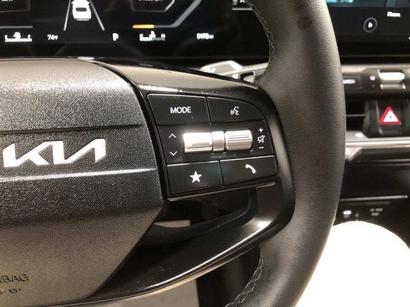 2025 Kia K4 EX photo 20