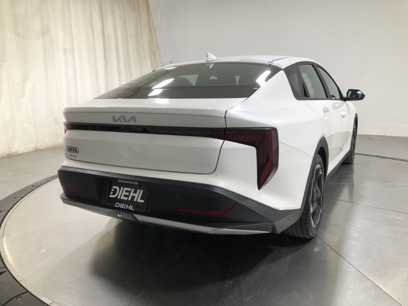 2025 Kia K4 EX photo 6