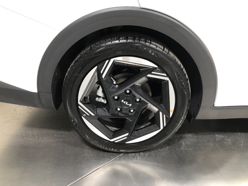 2025 Kia K4 EX photo 7