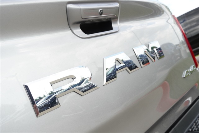 2025 Ram 1500 Laramie photo 10