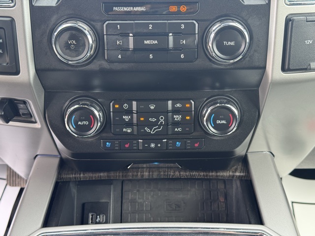 2021 Ford F-350 LARIAT