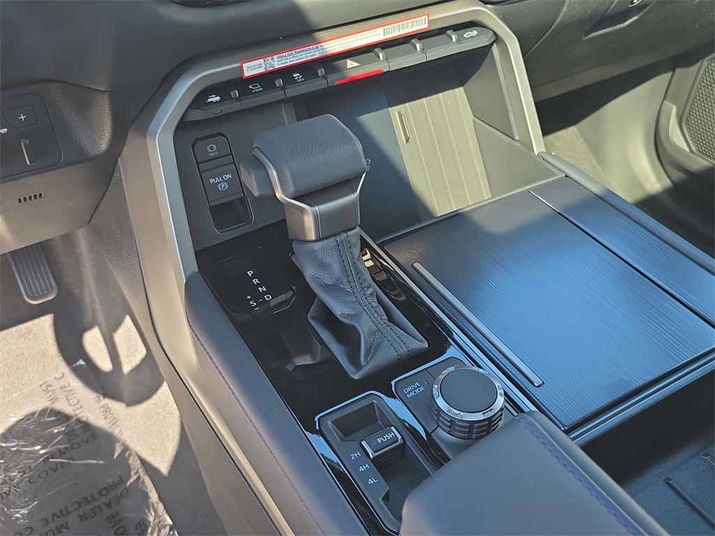 2026 Toyota Tundra CrewMax Platinum photo 30