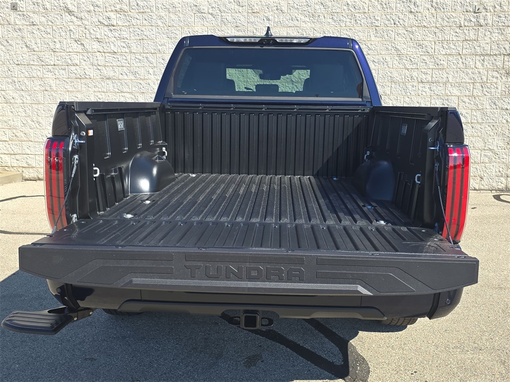 2026 Toyota Tundra CrewMax Platinum photo 33