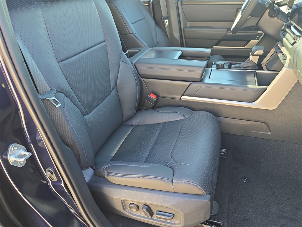 2026 Toyota Tundra CrewMax Platinum photo 37