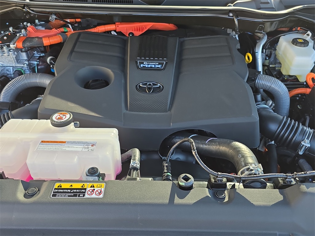 2026 Toyota Tundra CrewMax Platinum photo 39