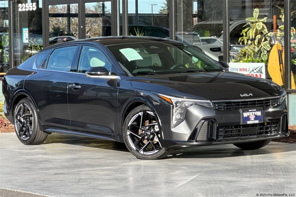 used 2025 Kia K4 car, priced at $23,994