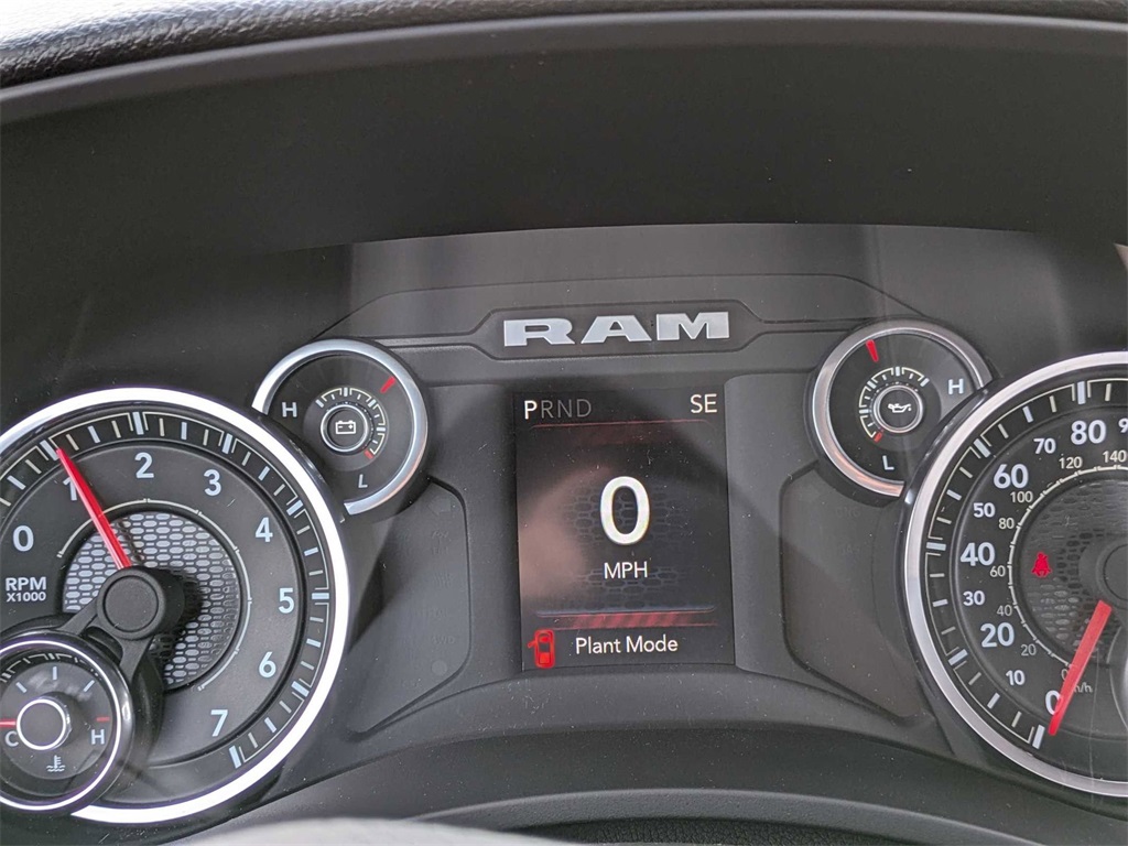 2024 Ram 3500 Tradesman photo 14