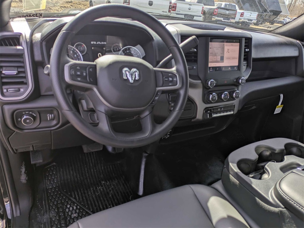 2024 Ram 3500 Tradesman photo 7