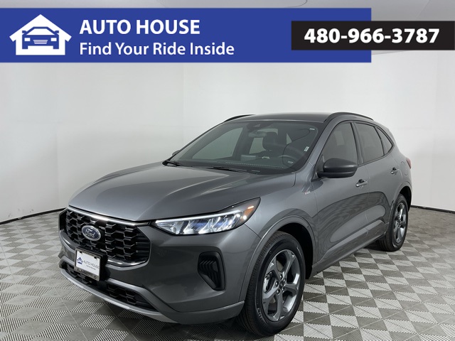 223302024 Ford Escape ST-Line