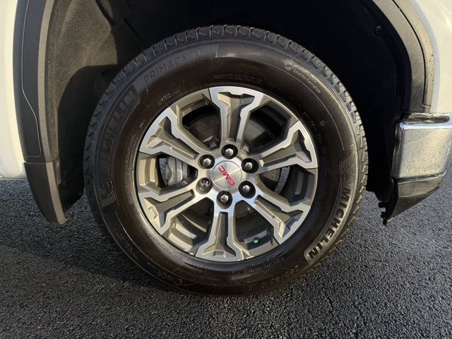 used 2025 GMC Sierra 1500 car, priced at $44,799