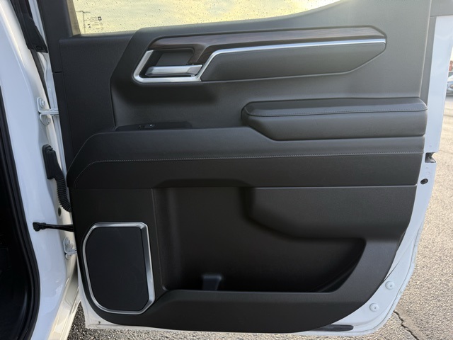 used 2025 GMC Sierra 1500 car, priced at $44,799