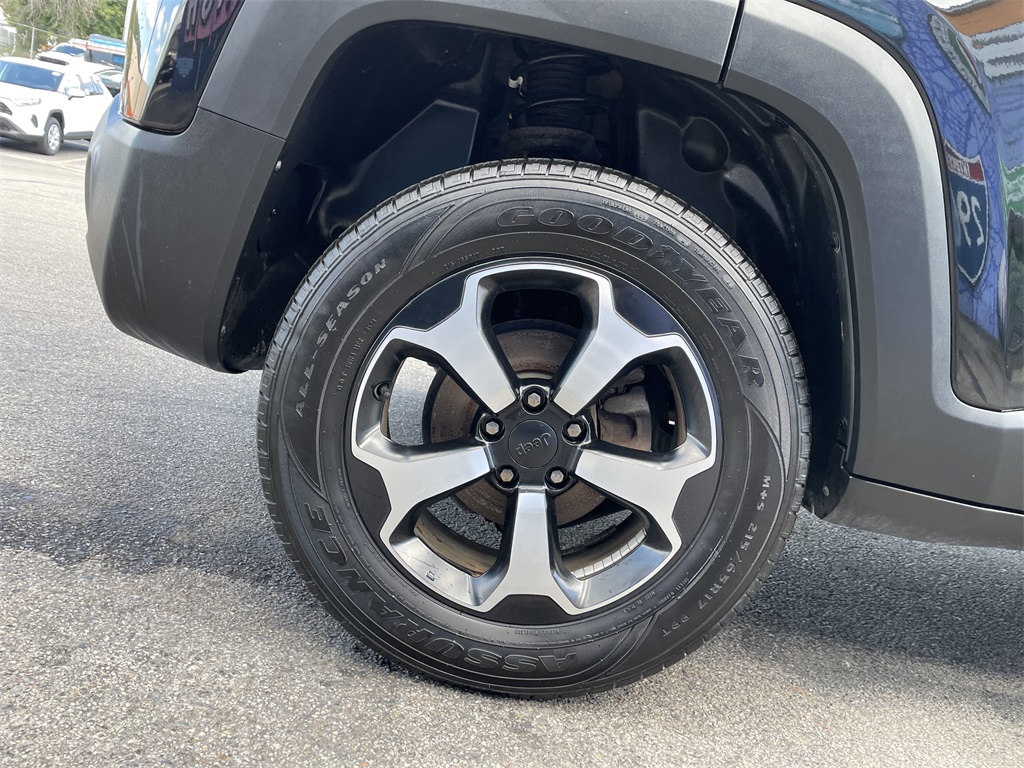 2020 Jeep Renegade Trailhawk photo 7