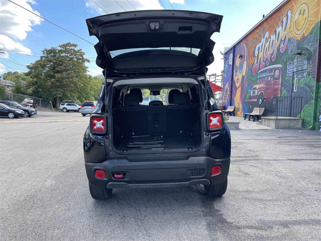 2020 Jeep Renegade Trailhawk photo 8
