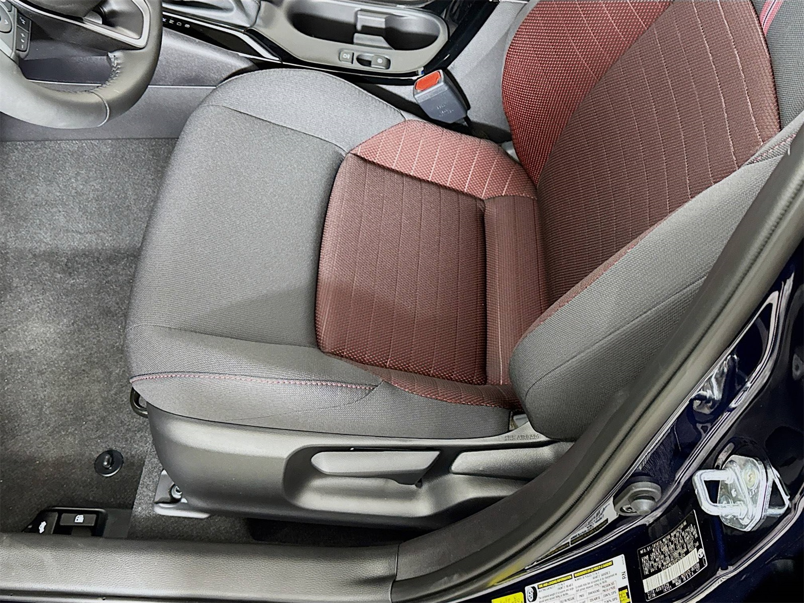 2025 Toyota Corolla SE photo 15