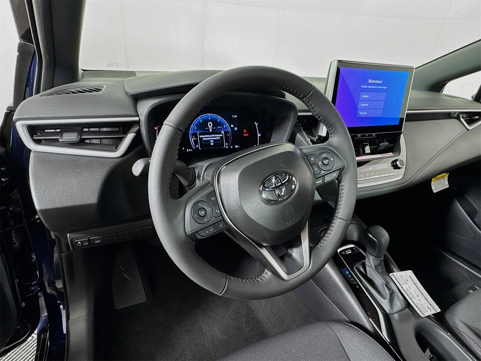 2025 Toyota Corolla SE photo 7