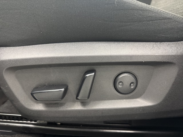 used 2023 Nissan Rogue car, priced at $21,998