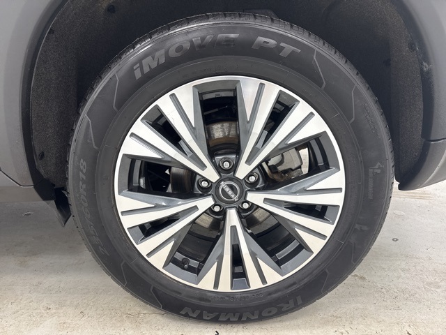 used 2023 Nissan Rogue car, priced at $21,998