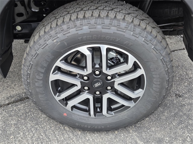 New 2025 Ford Ranger Lariat 4D Crew Cab