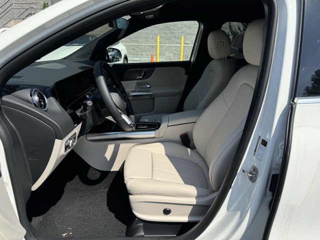 2025 Mercedes Benz GLA 250 4MATIC photo 12