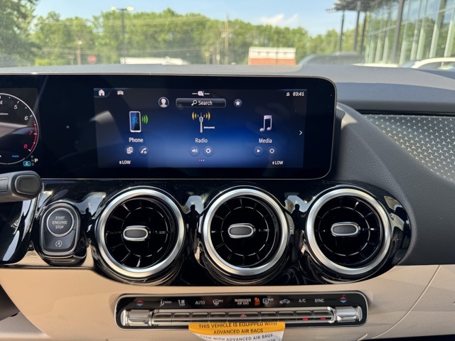 2025 Mercedes Benz GLA 250 4MATIC photo 17