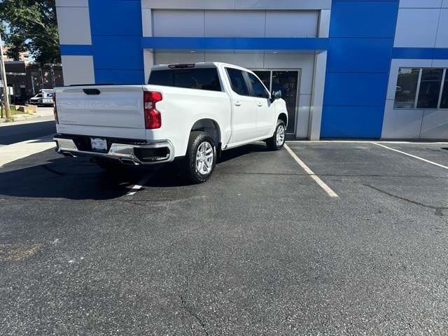 2022 Summit White Chevrolet Silverado 1500 LT 4X4 Truck
