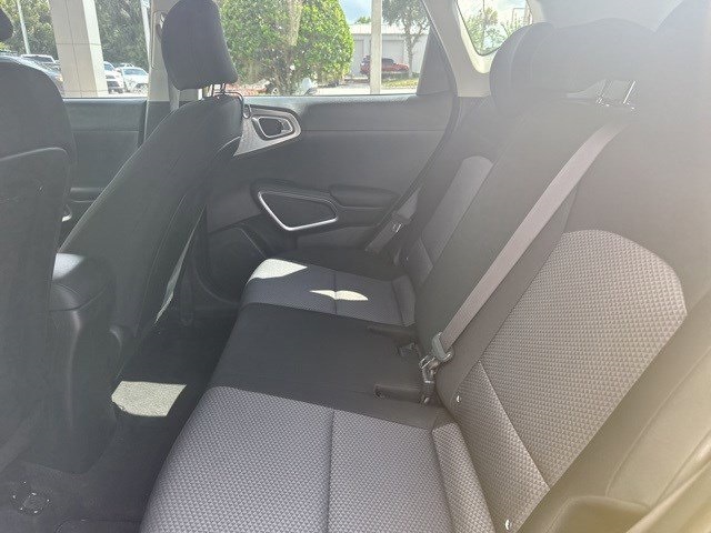 2020 Kia Soul LX photo 2